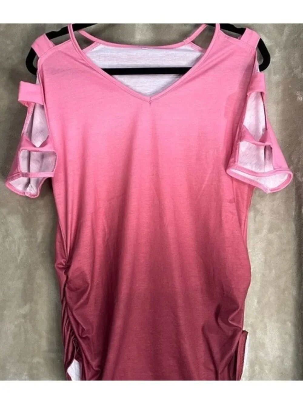 Women's V Neck Tunic Open Cutout Shoulder Shirt Ruched Side Seam Mauve Rose Pink - Picture 8 of 16